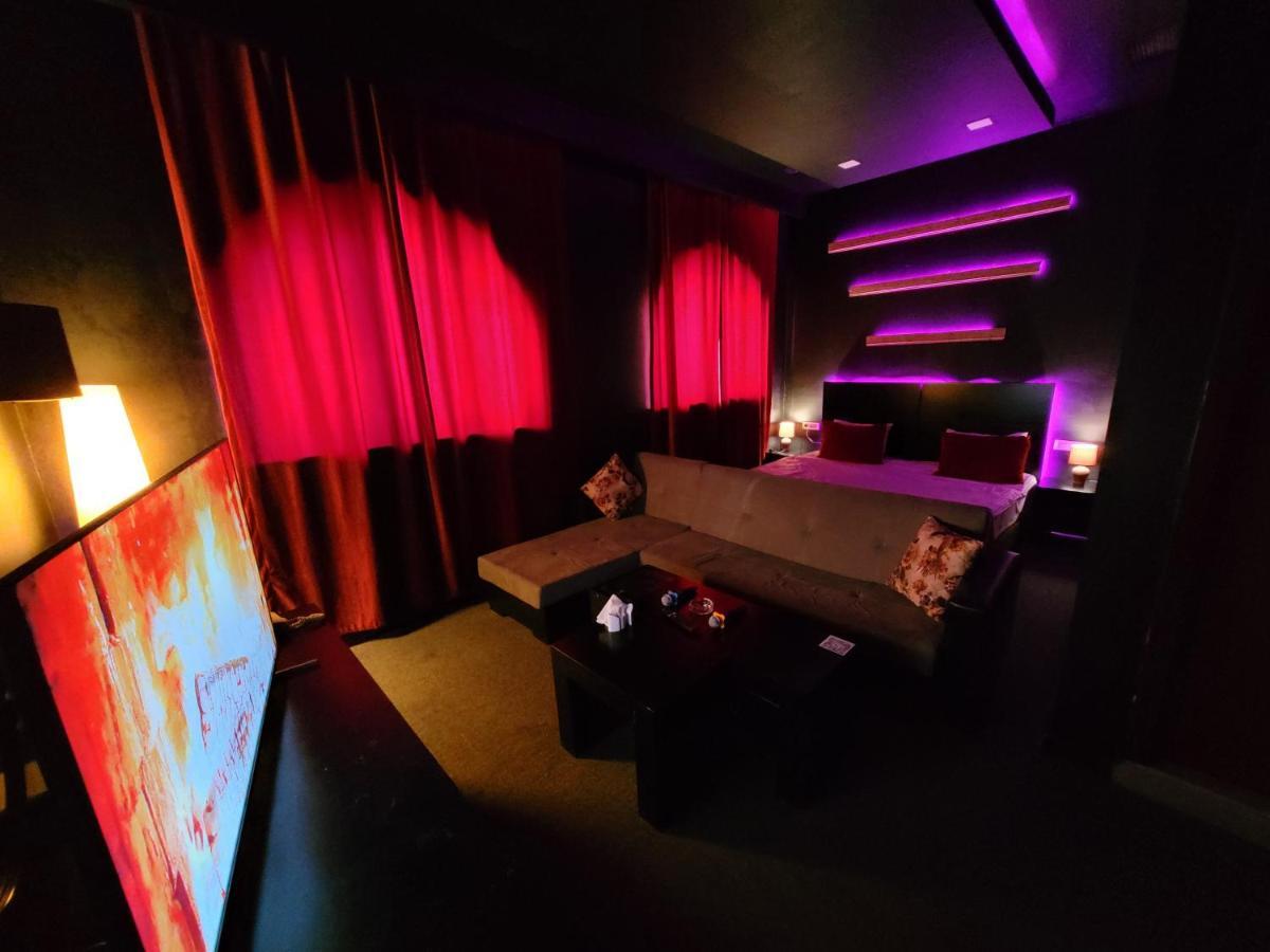 Cinema Plaza Hotel 巴库 外观 照片