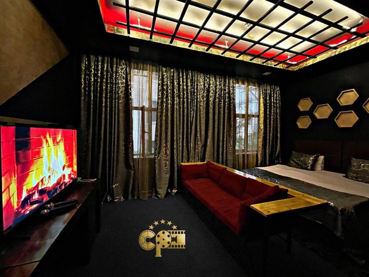 Cinema Plaza Hotel 巴库 外观 照片