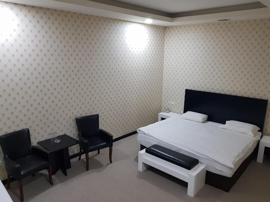 Cinema Plaza Hotel 巴库 外观 照片