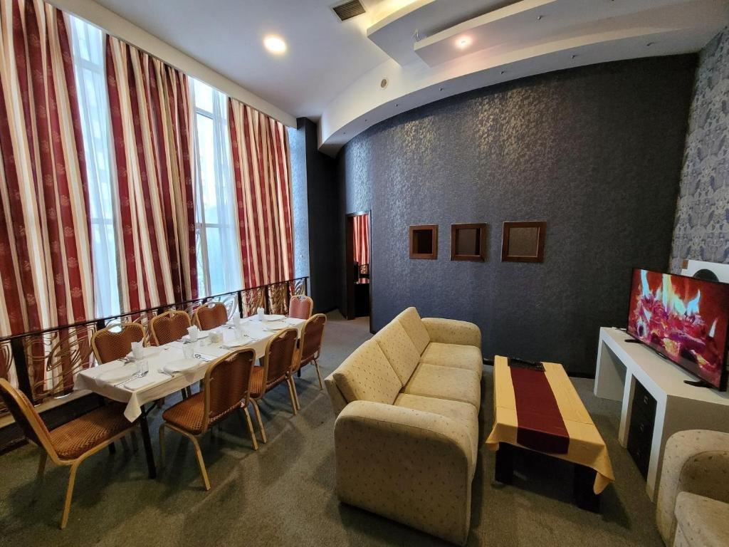 Cinema Plaza Hotel 巴库 外观 照片
