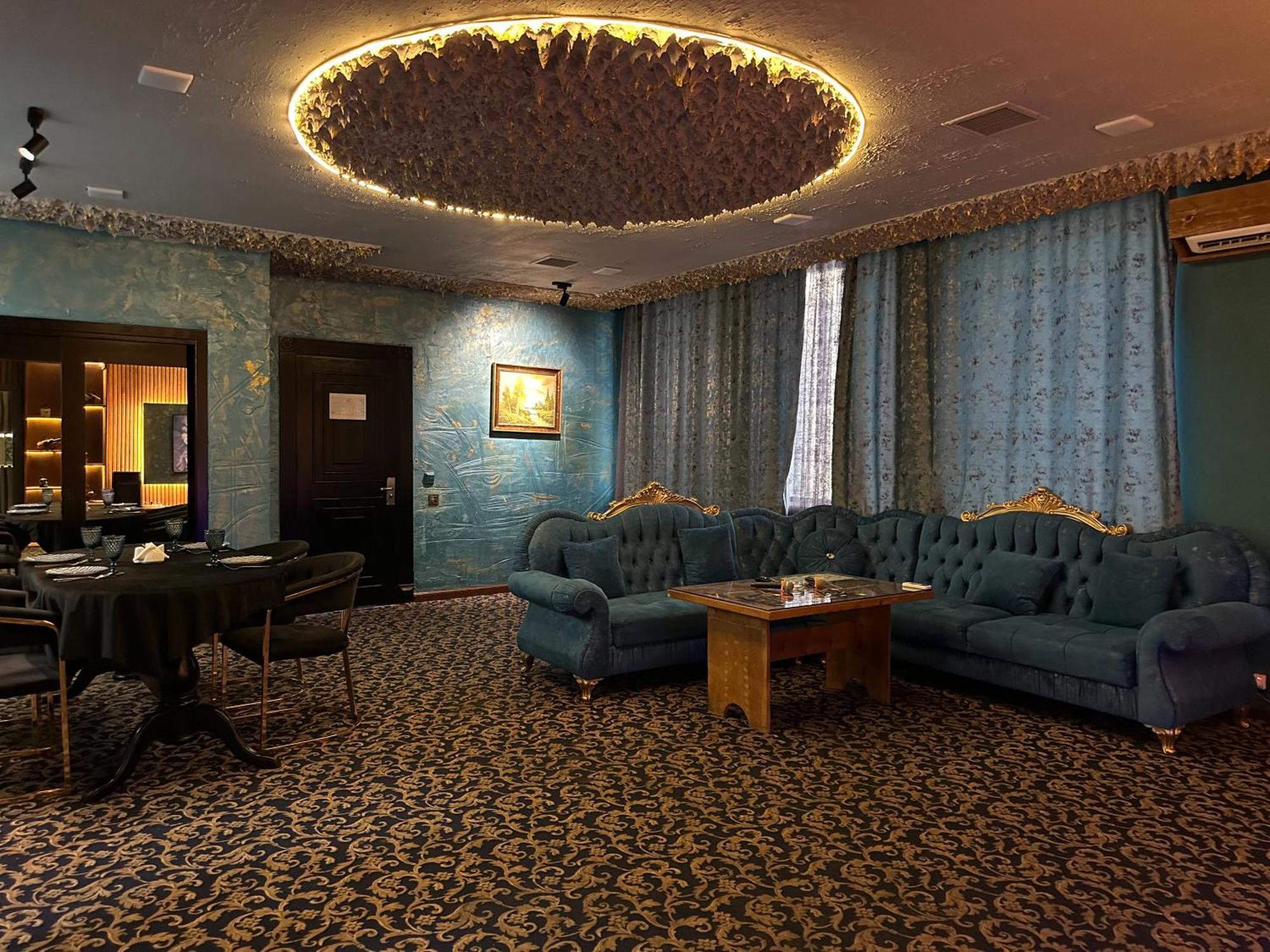 Cinema Plaza Hotel 巴库 外观 照片