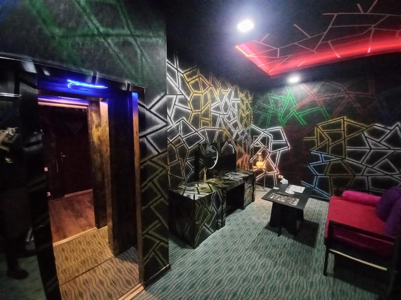 Cinema Plaza Hotel 巴库 外观 照片
